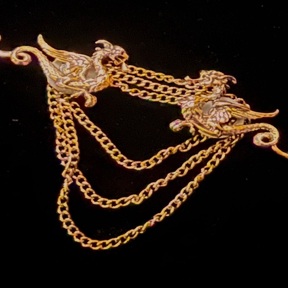 GOLD DRAGON CLOAK CLASP - Picture 1 of 4